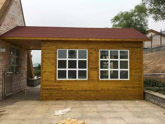 防腐木活動(dòng)房